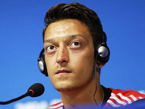 Mesut Özil oruç tutacak mı?