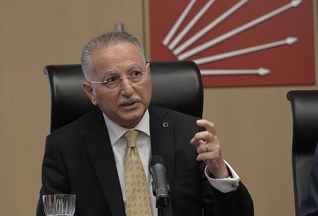 İşte İhsanoğlu için imza vermeyen vekiller !