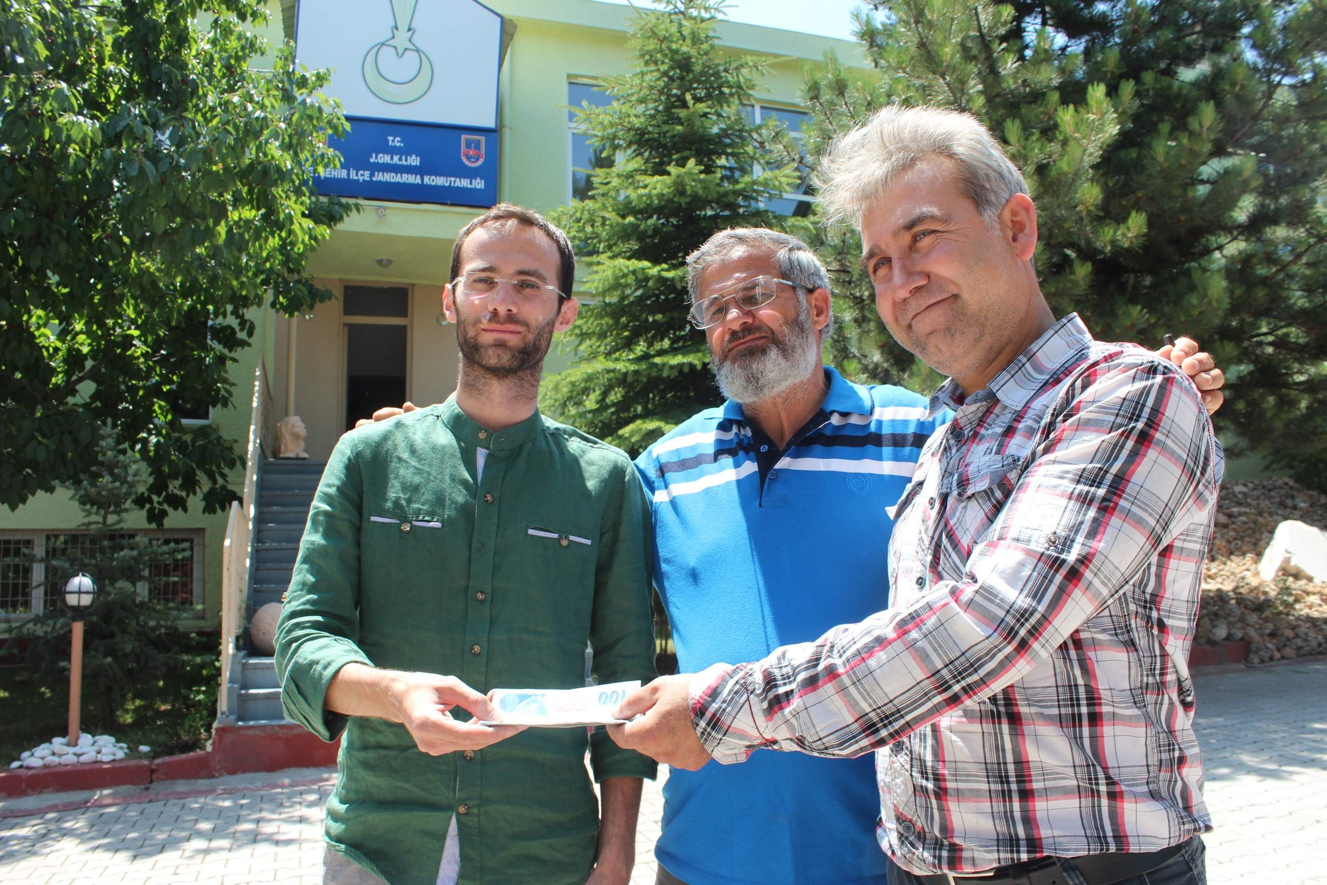 Gazinin örnek davranışı