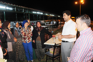 Derbentte yetim çocuklarına iftar