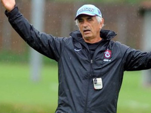 Halilhodzic yeni transferi kamptan kovdu