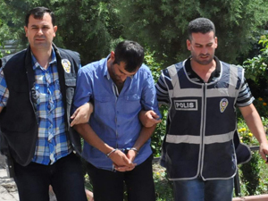 Akşehirde 2 kilo esrar ele geçirildi