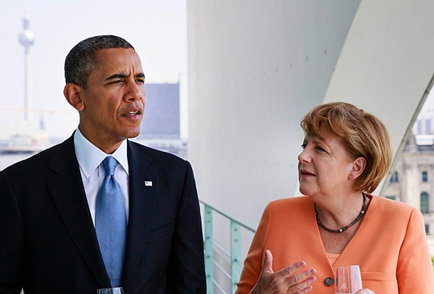 Obama, Merkel ile Ukraynayı görüştü