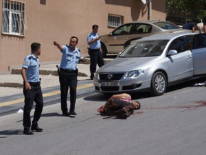 Çatışma: 1 ölü, 3ü polis 4 yaralı