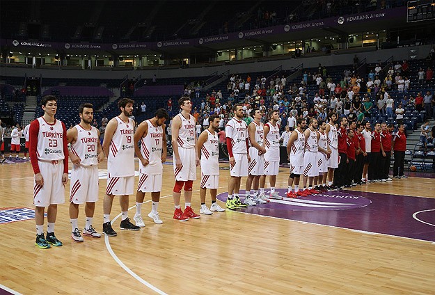 Milliler Avustralya karşısına çıkıyor