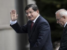 Davutoğlundan sürpriz ziyaret