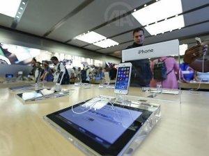 iPhone 6 sipariş rekoru kırdı