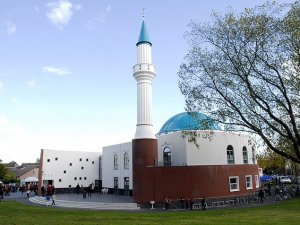 Fransada Müslümanlara ırkçı saldırı
