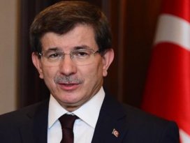 Davutoğlundan o açıklamalara sert tepki!