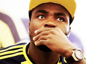 F.Bahçede kriz büyüyor! Emenike resti çekti