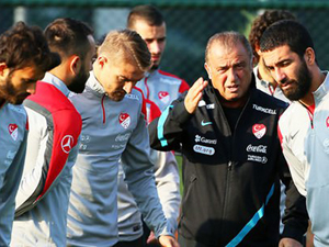 Milli Takım kampında şok iddia!