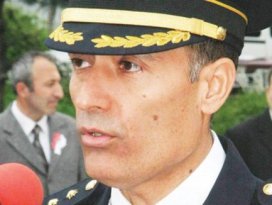 Şehit ailesine terör dinlemesi