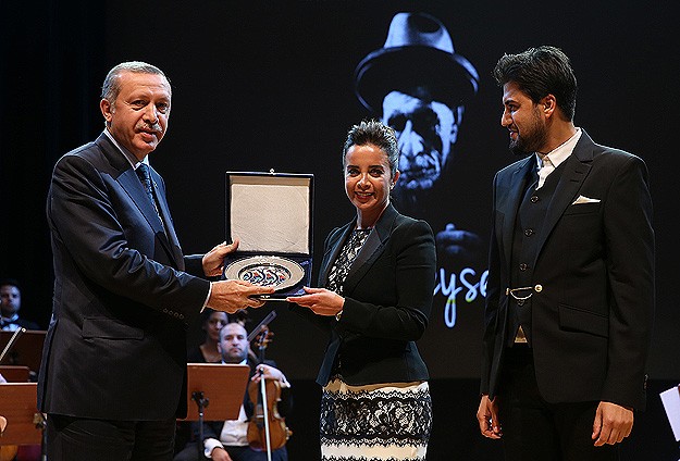 Erdoğan Ustaya Saygı gala konserini izledi