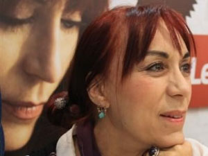 Leman Sam bakın hangi ülkeye kaçtı!