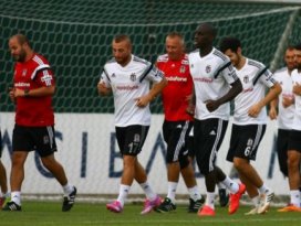 8 Kartal yuvadan uçabilir