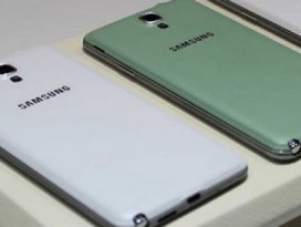 Samsung Galaxy A7 ortaya çıktı