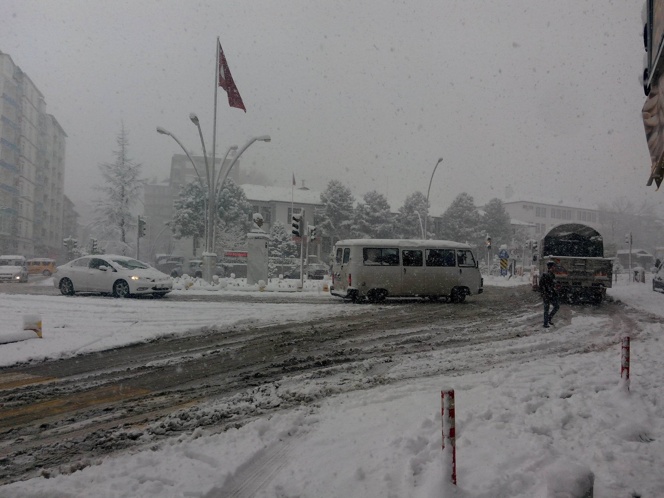 Seydişehir’de kar tedbirleri alındı