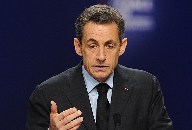 Fransa merkez sağında yarışı Sarkozy kazandı