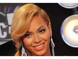 Grammy adayları açıklandı