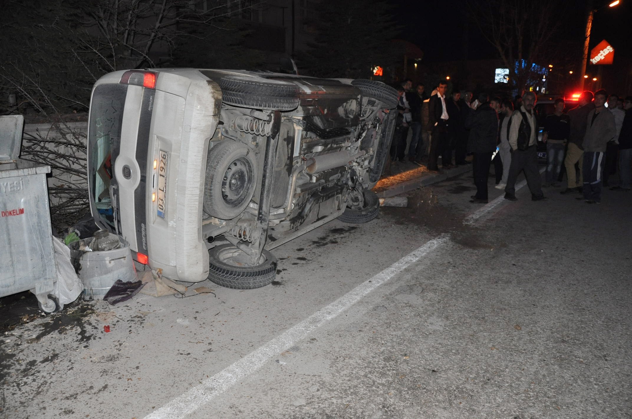 İzinsiz aldığı otomobille bisikletli çocuğa çarptı