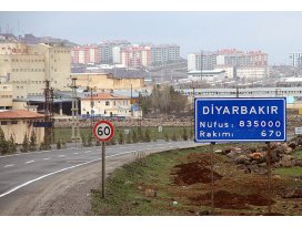 Arınçın sözleri Diyarbakırda sevinç yarattı