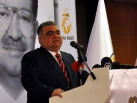 Ahmet Özal yeni partisini tanıttı
