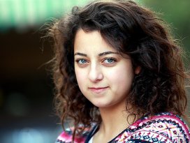 Gazzenin sesi: Twitter fenomeni Ferah Beker