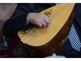 Aşıklık geleneğini sürdürüyorlar