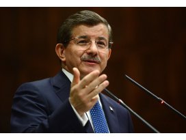 Milletin arkasından yürüyenler...
