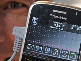 Blackberry’den satıldı haberlerine yalanlama