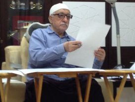 Fethullah Gülen AK Partiye demediğini bırakmadı