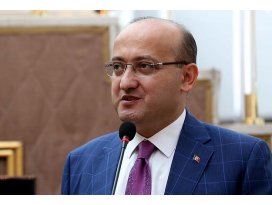 Dinlere sövmek marifet değil