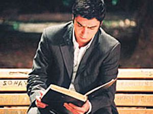 En çok satılan ve yeni çıkan kitaplar