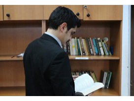 Kütüphane gibi mahkeme