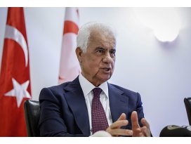 Çipras Kıbrıs politikalarını değiştirmeli