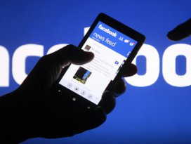 Facebook çöktü 911i aradılar