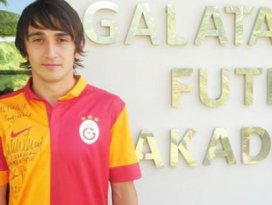 G.Saraya sürpriz transfer darbesi