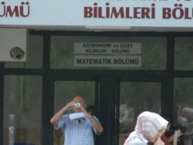 Yasakçı profesöre yeni başörtüsü davası