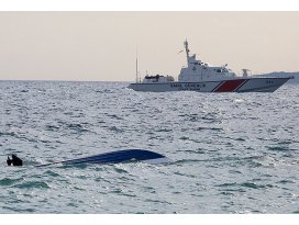 Muğlada kaçakları taşıyan tekne battı