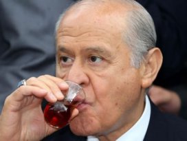 Devlet Bahçeli neden hiç evlenmedi?