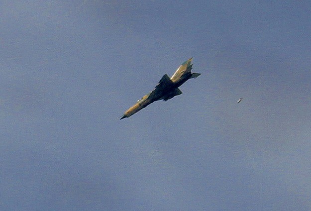 İsviçre Suriyeye jet yakıtı satışını yasakladı