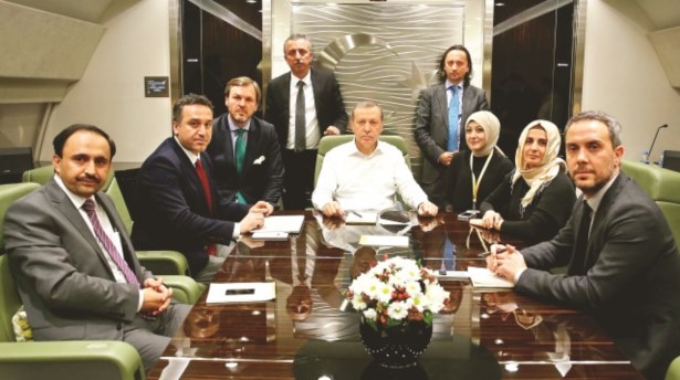 Castroya dedim ki: Devrim sandıkla olur