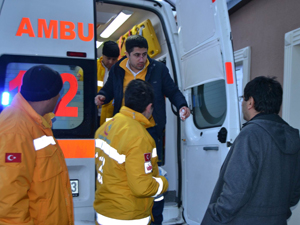 Görevden dönen ambulans kaza yaptı