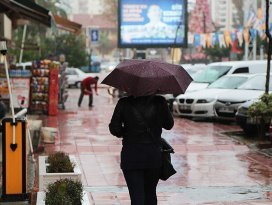 Ilık ve yağışlı hava geliyor