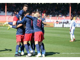 Mersin İdmanyurdu evinde galip