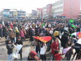 Muşta 8 Mart Dünya Emekçi Kadınlar Günü mitingi