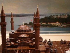 Tarihe tatlı yolculuk