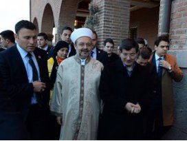 Ak Partinin kapıları her zaman açıktır