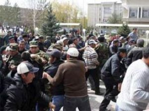 Kırgızistandaki olaylarda 100 ölü iddiası
