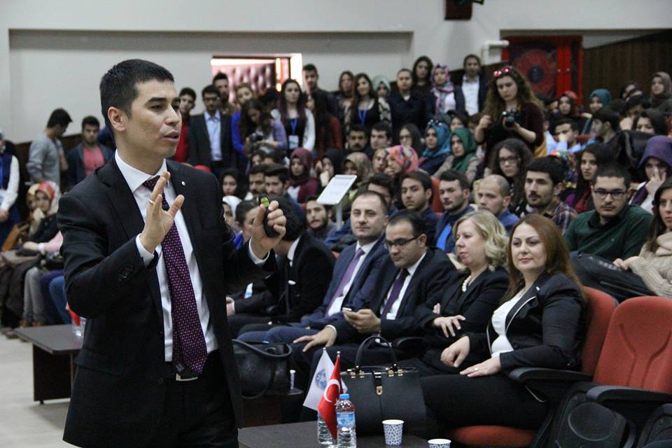 Bankacılık sektörü masaya yatırıldı